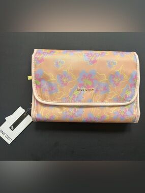 Nine West Hanging Travel Cosmetic Case- Floral Design